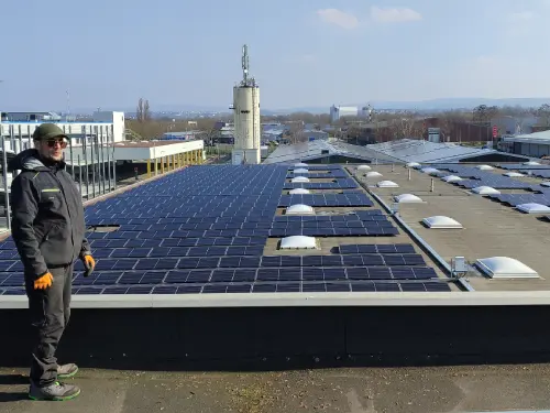 5 MW Industrie-Solardach Kassel